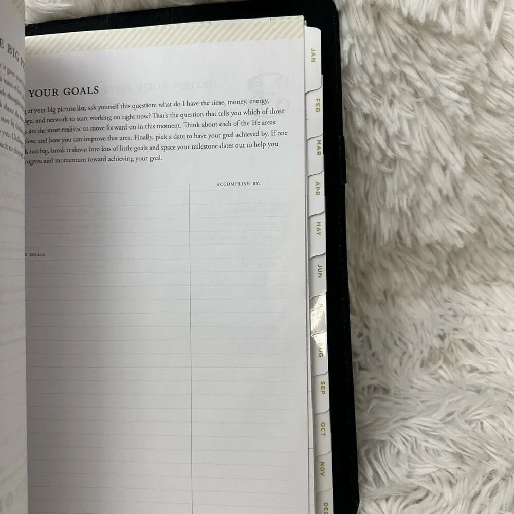 Day Designer Planning Calendar Binder + Notebook set NEW‎ 2 piece